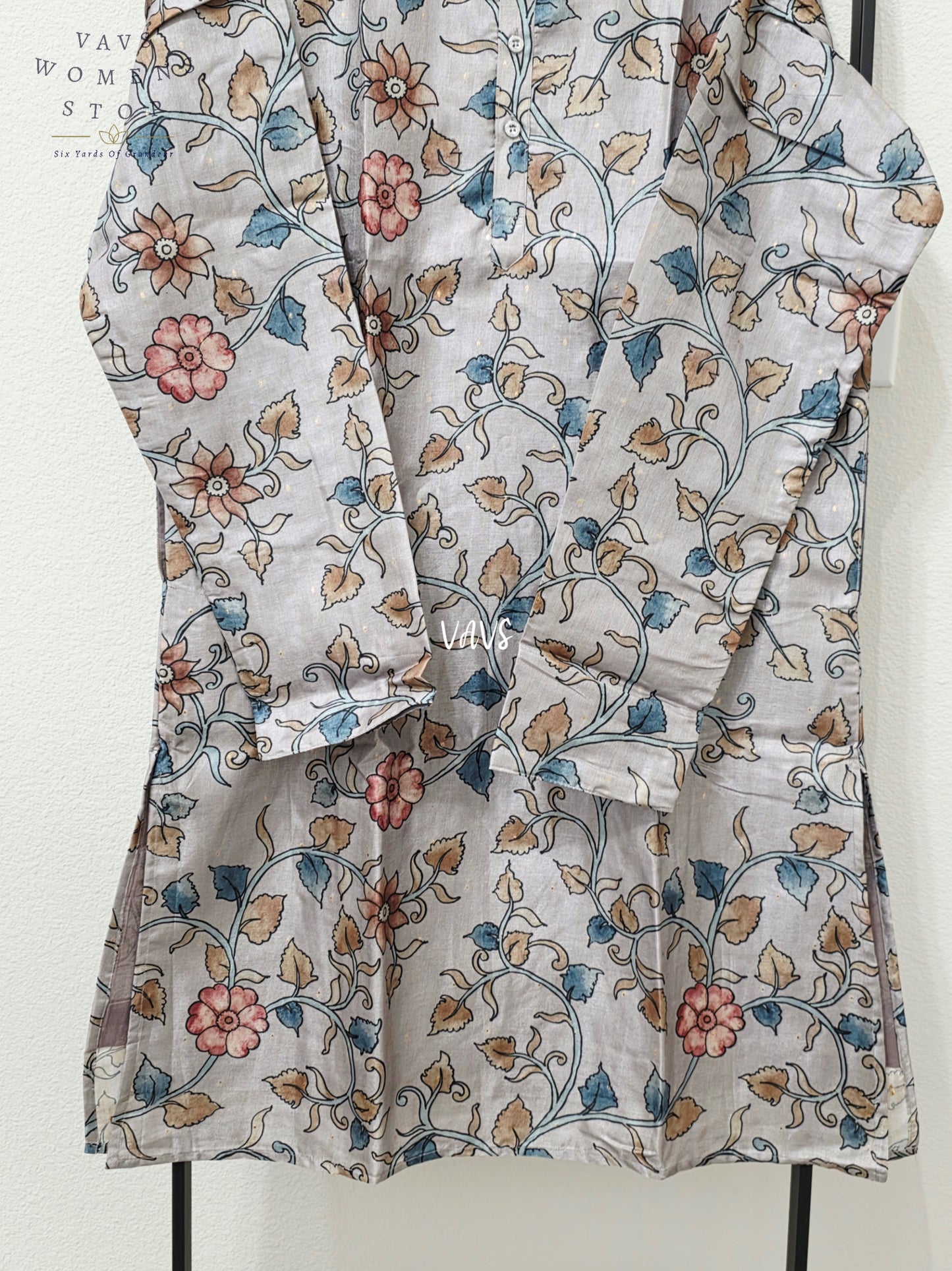 Men’s Lavender Mist Grey Tussar Silk Kalamkari Floral Kurta – XL
