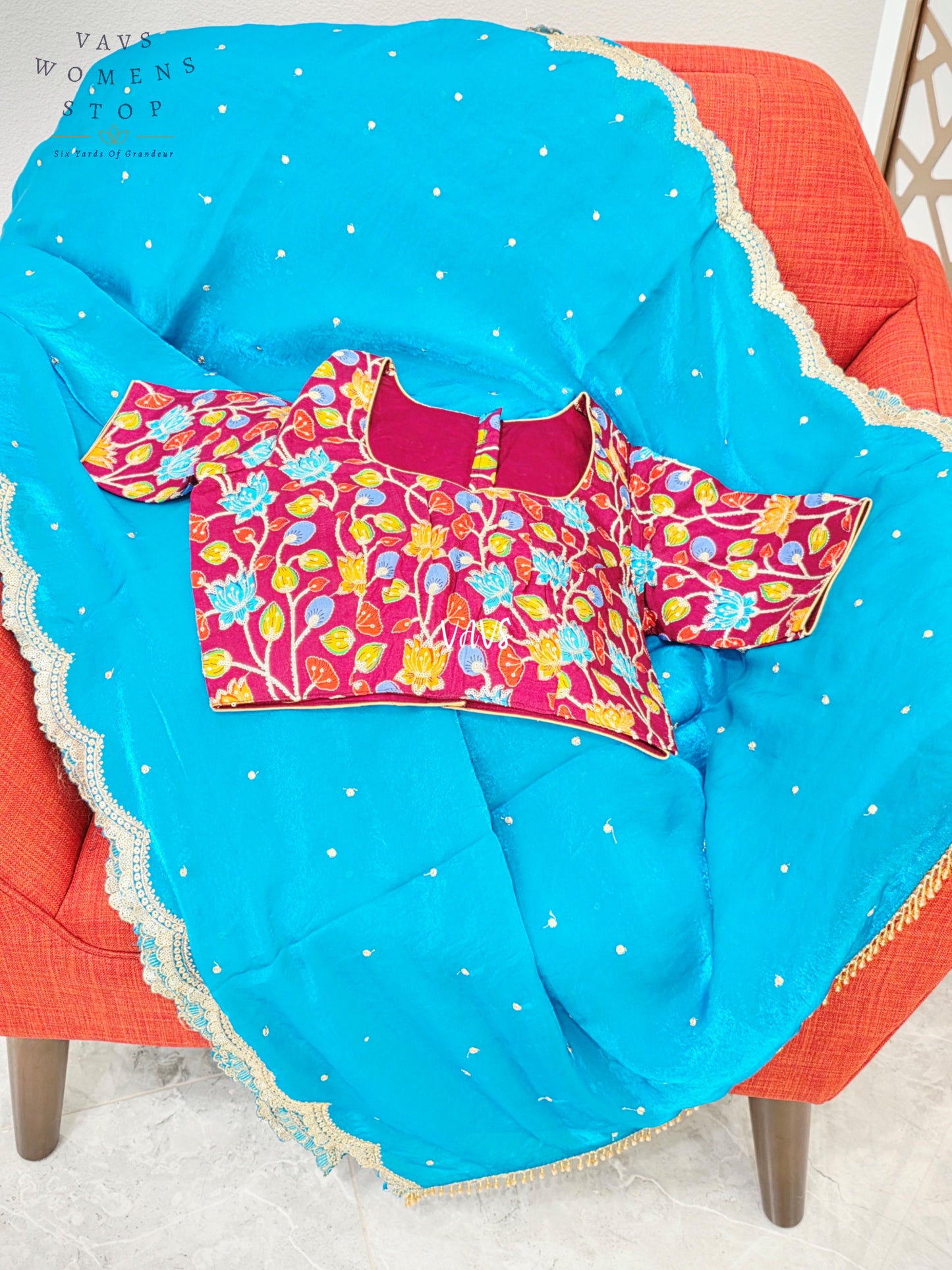 Turquoise Radiance Space Silk Saree with Gold Scalloped Border & Raspberry Kalamkari Stitched Blouse | Size 36, Extendable to 42