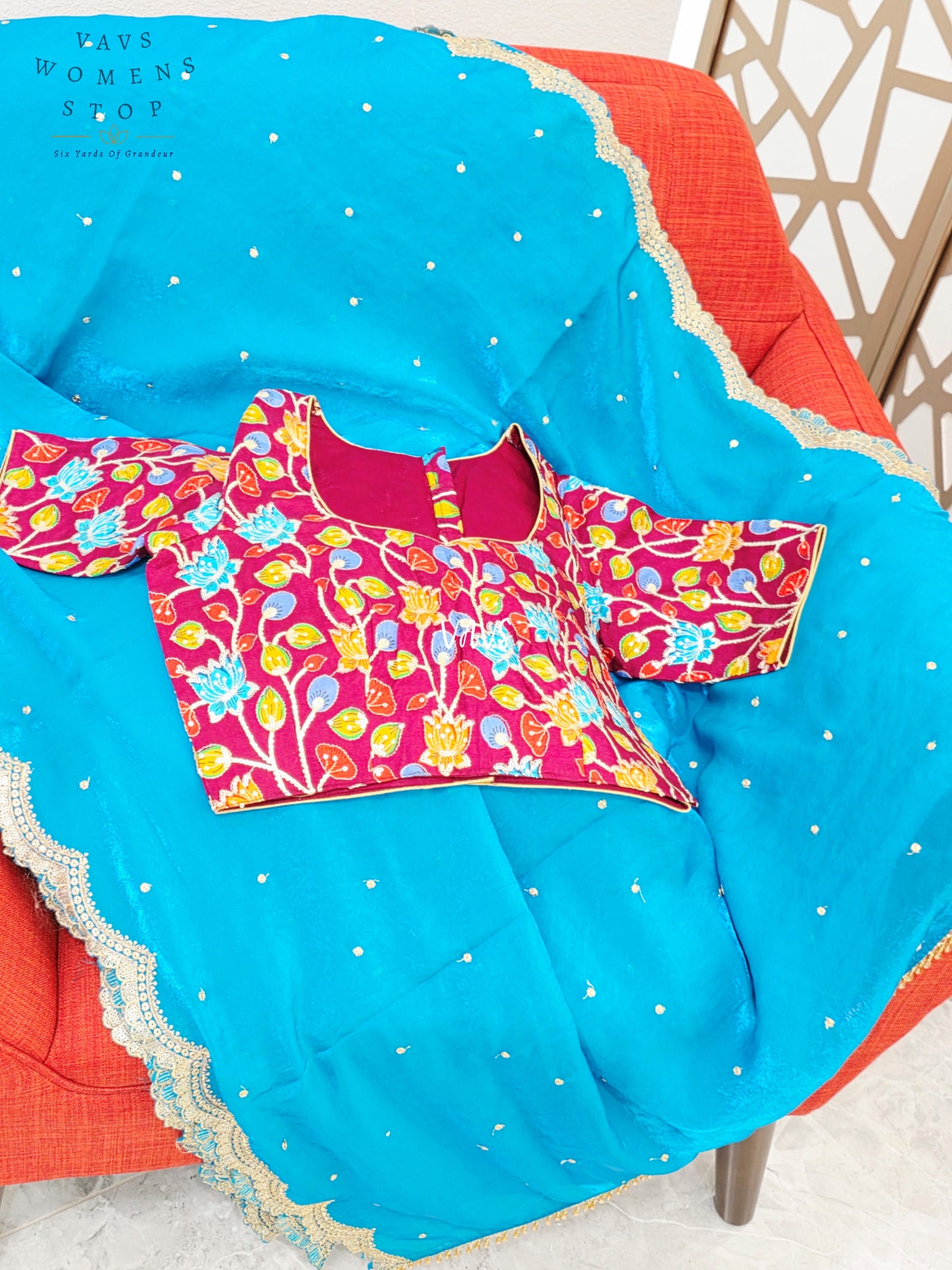 Turquoise Radiance Space Silk Saree with Gold Scalloped Border & Raspberry Kalamkari Stitched Blouse | Size 36, Extendable to 42
