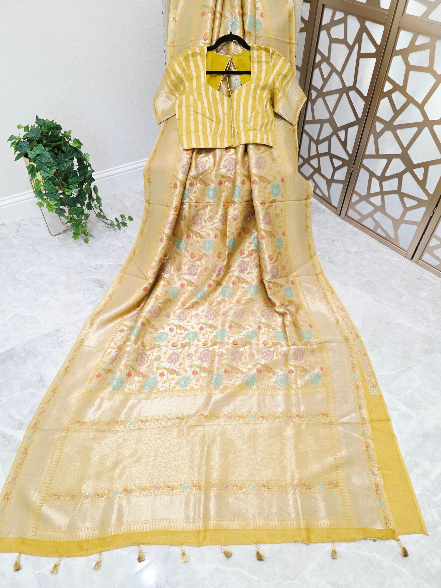 Signature Saree Sets
