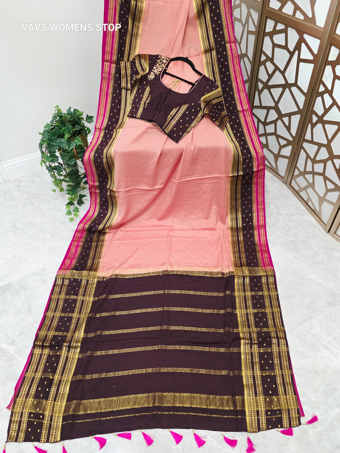 Peach Pink & Deep Plum Pure Mysore Crepe Silk Saree, 140 GSM, with Stitched Maggam Blouse Size 34, Extendable to 40