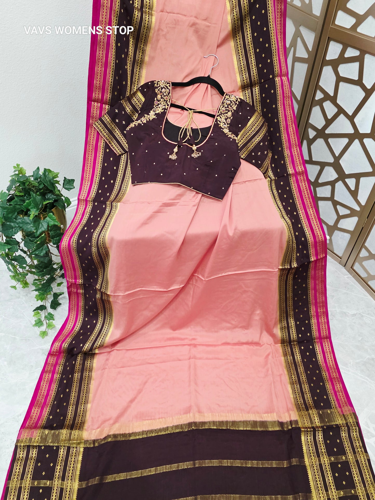 Peach Pink & Deep Plum Pure Mysore Crepe Silk Saree, 140 GSM, with Stitched Maggam Blouse Size 34, Extendable to 40