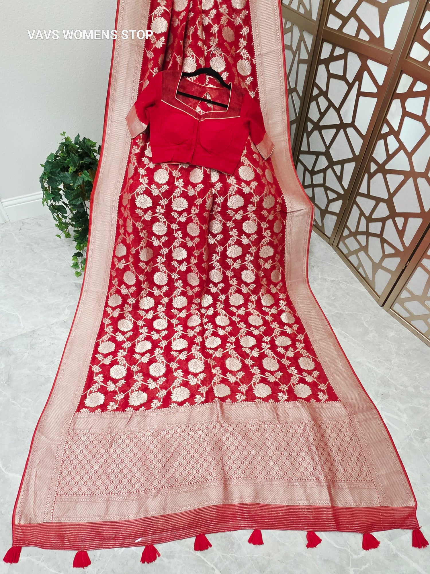 Signature Saree Sets