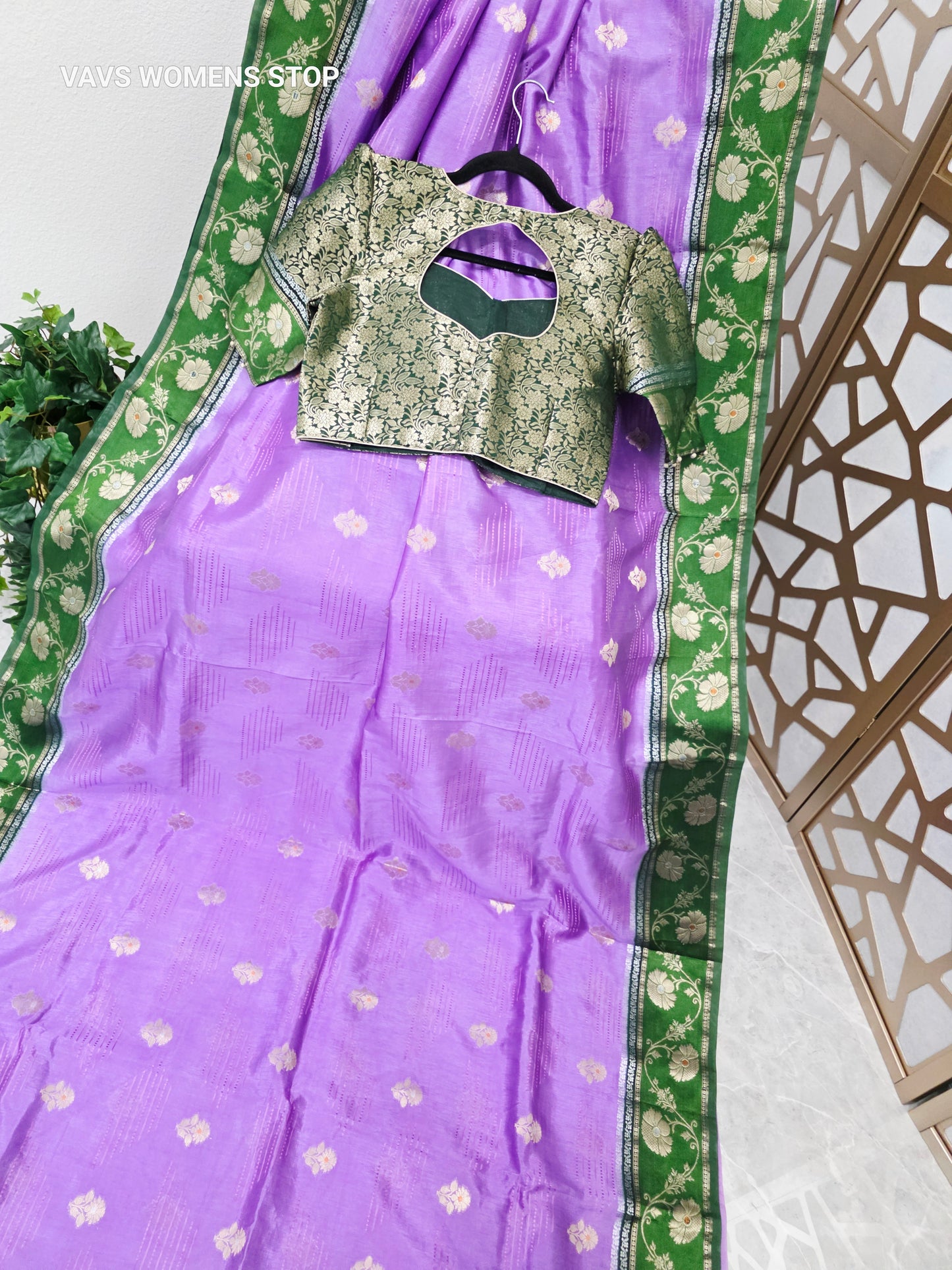 Orchid Lavender Soft Benarasi Silk Saree with Emerald Green Floral Border & Forest Green Brocade Stitched Blouse | Size 36, Extendable to 42