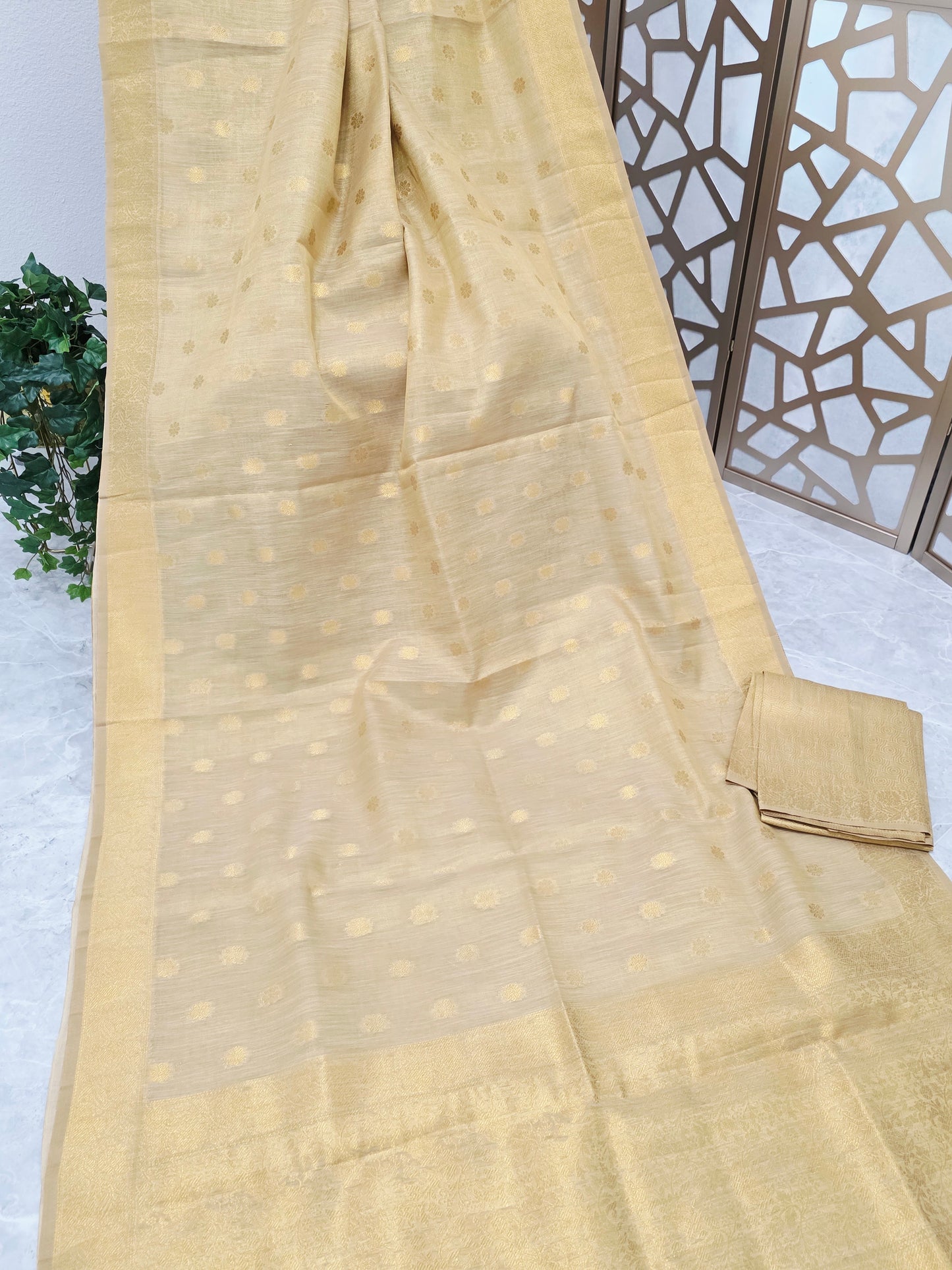 Light Champagne Gold Jute Tissue Saree with Floral Butta, Tonal Borders & Matching Unstitched Blouse Piece