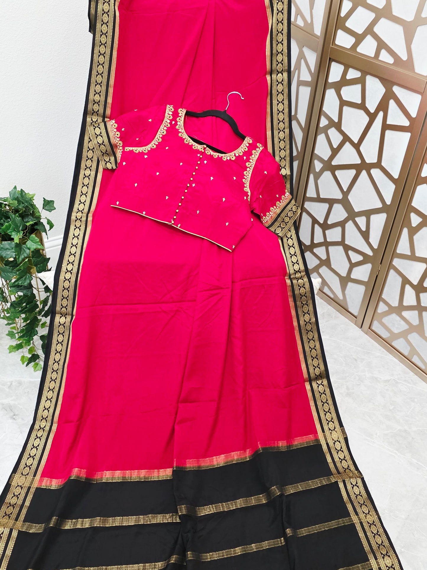 Crimson Red & Onyx Black Pure Mysore Crepe Silk Saree, 120 GSM — Rashmika Mandanna Inspired with Stitched Maggam Blouse, Size 36 Extendable to 42