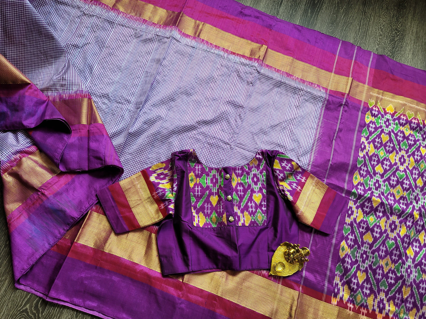 Pure Ikkat Silk Saree - Blouse