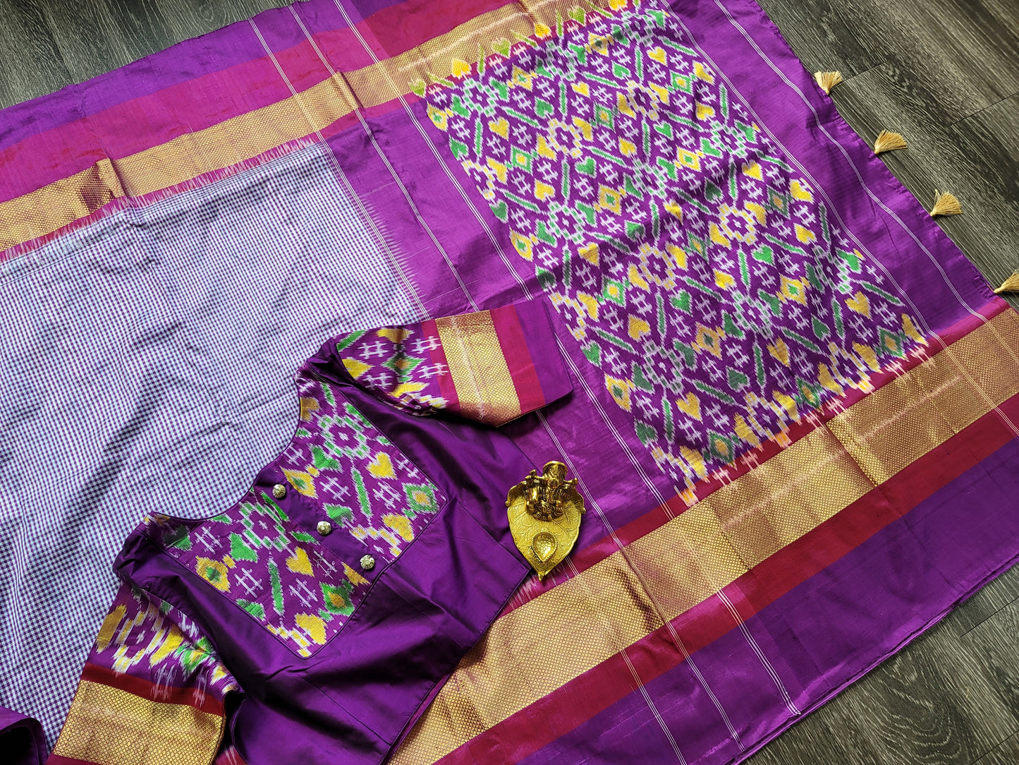 Pure Ikkat Silk Saree - Blouse