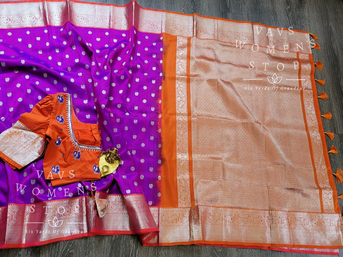 Orange Kanchipuram Silk Saree Handwoven Pure Silk Pure Zari For wedding  Wear PV G 1990 – Panjavarnam