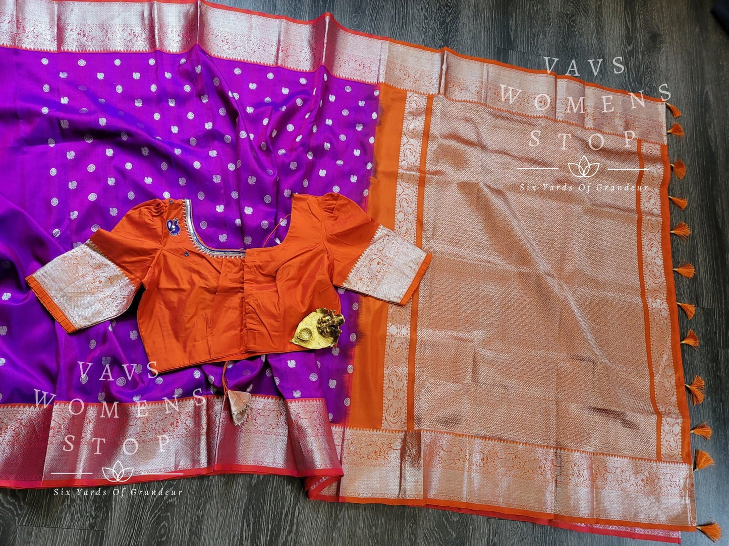 Mesmerizing Tanchoi Worked Orange & Magenta Crepe Satin Silk Saree