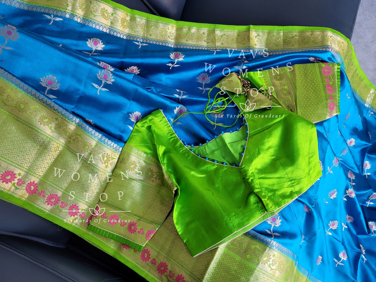 Handwoven Pure Chiniya Silk Saree - Blouse