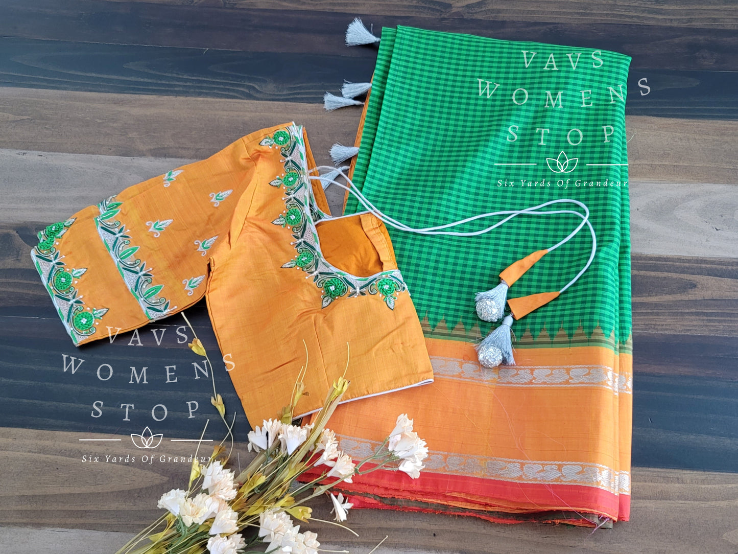 Pure Gadwal Silk saree - Blouse