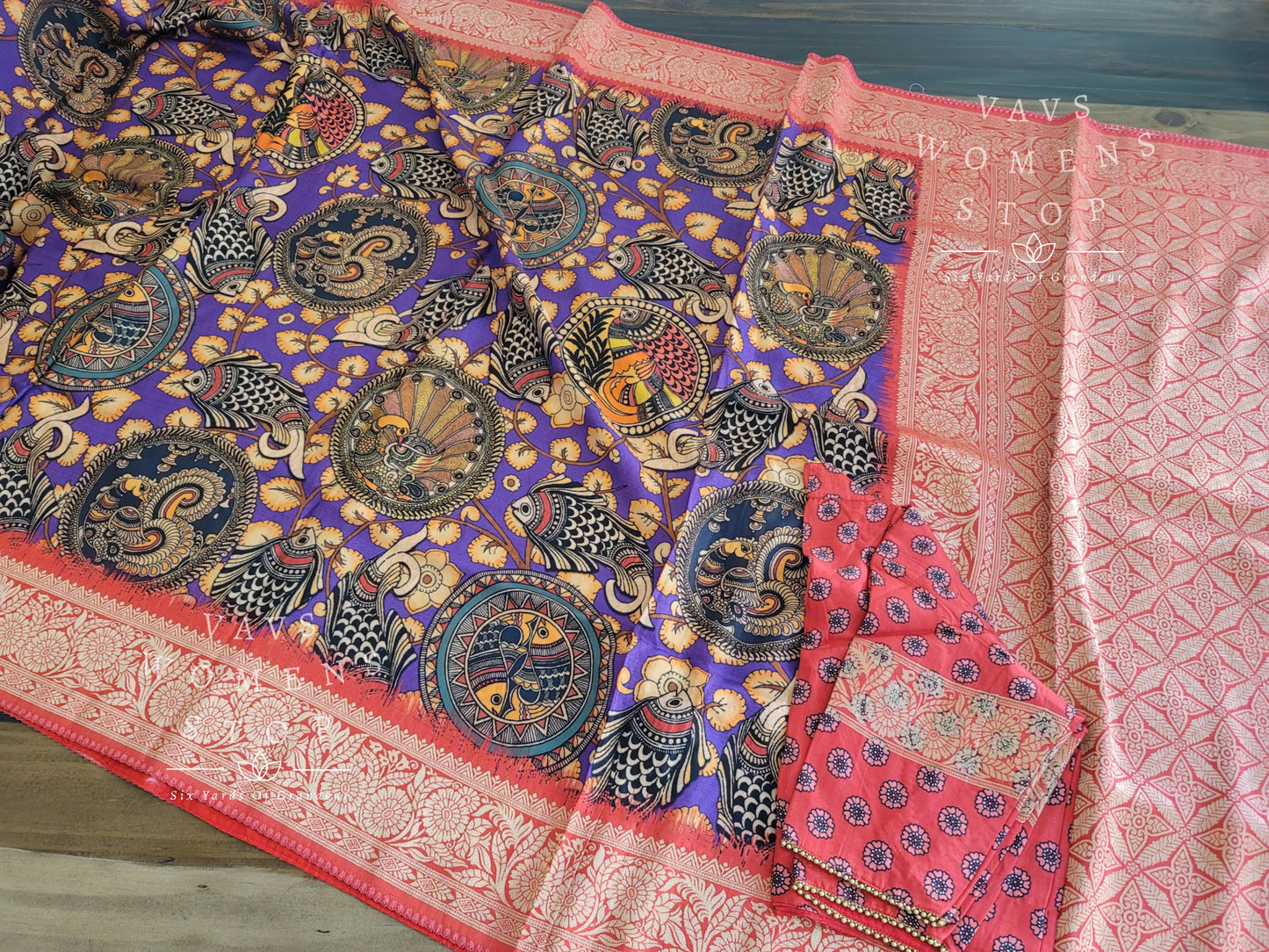 Munga Crepe Silk Kalamkari Digital Print Saree - Blouse