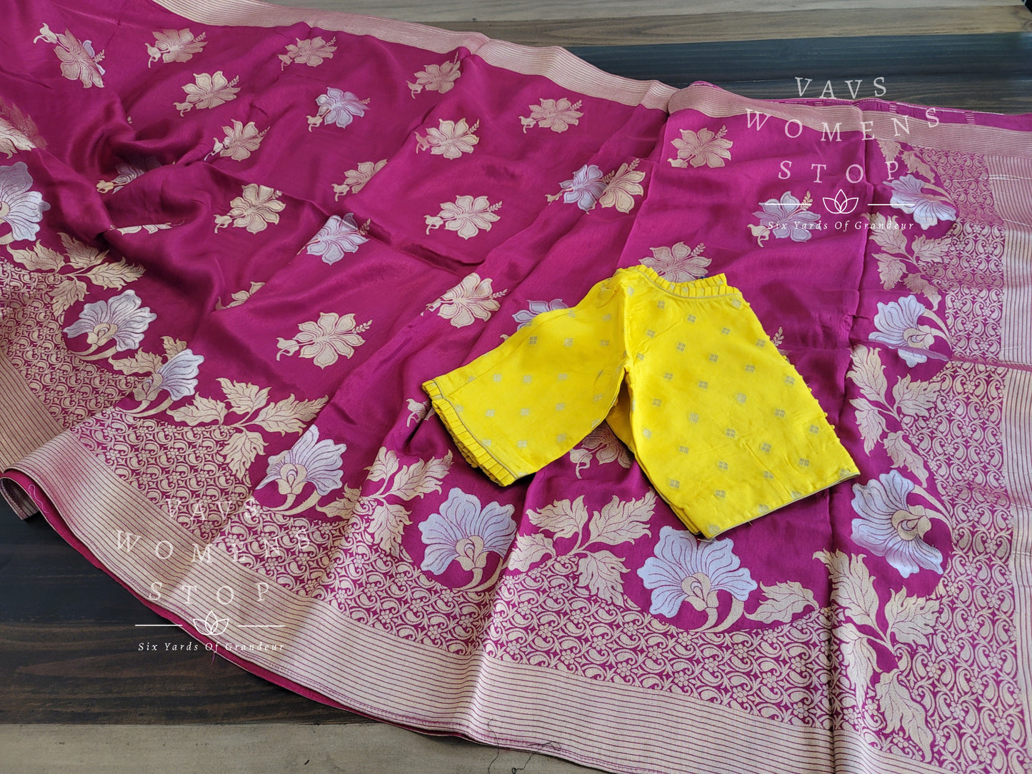 Munga Benarasi Crepe Silk Saree - Blouse