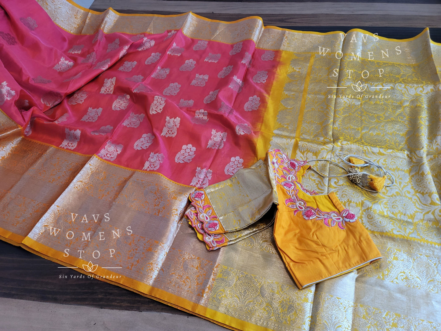 Pure Venkatagiri Pattu Saree - Blouse