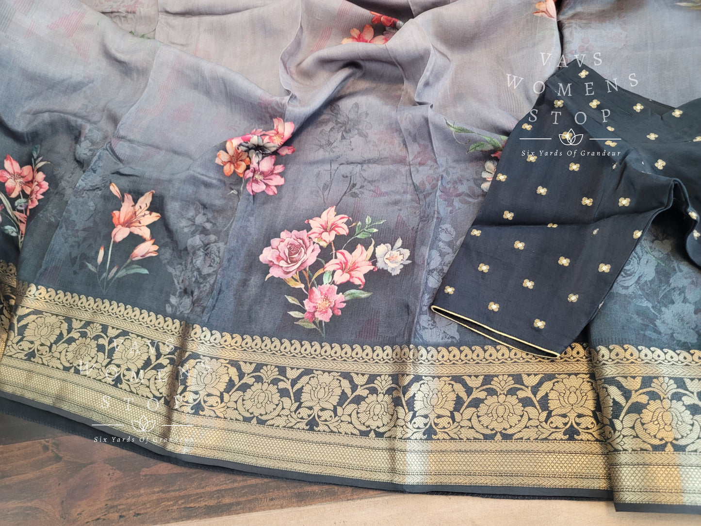 Floral Print Semi Benarasi Soft Dola Silk Saree - Blouse